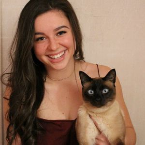 Meet your Posher, Eva